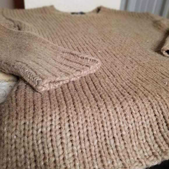 Forever 21 Tan Thick Sweater - Picture 6 of 7